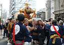 otona_,mikoshi_2010_121.jpg